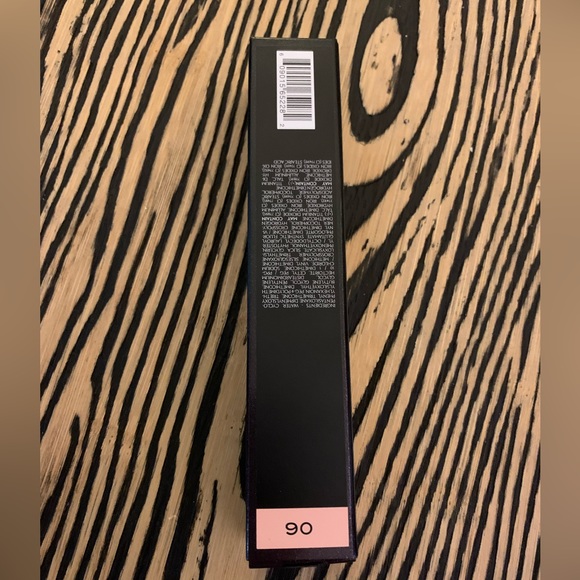 Surratt Beauty Surreal Skin Foundation Wand- O6 - Picture 2 of 2